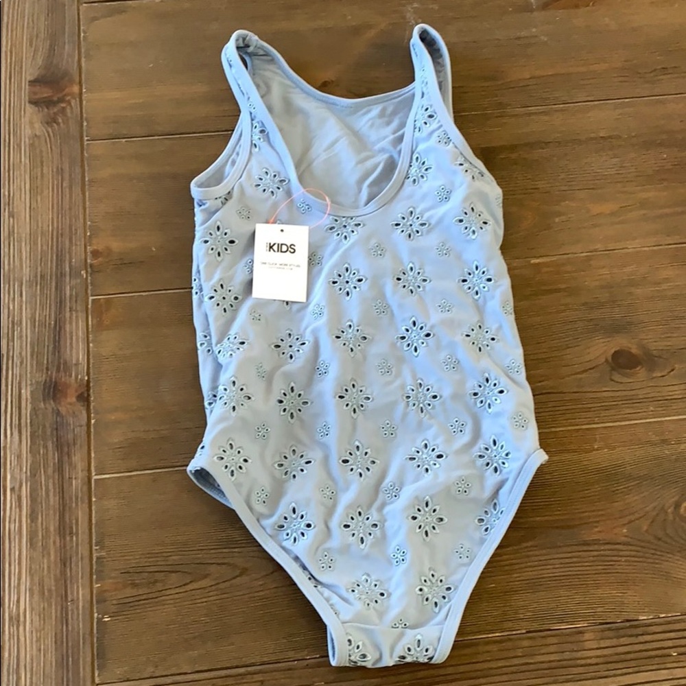 Adorable Girls Swimsuit🌺NEW - Picture 3 of 4